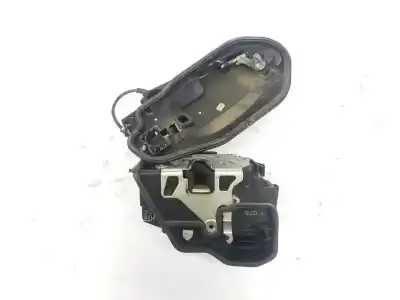 Second-hand car spare part front right door lock for bmw x3 (e83) 2.0 d oem iam references 51217202146