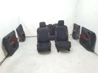 Pezzo di ricambio per auto di seconda mano SET COMPLETO DI SEDILI per NISSAN JUKE (F15)  Riferimenti OEM IAM   