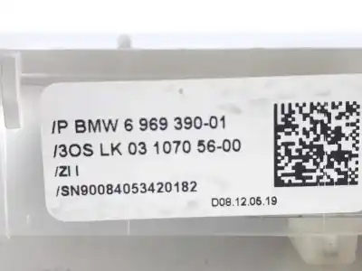 Second-hand car spare part interior light for bmw 3 (e90) 320 d oem iam references 61316969390  61316969390