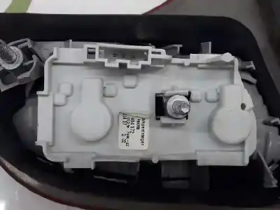 Автозапчасти б/у правый задний фонарь в двери за audi a4 b7 avant (8ed) 2.0 tdi 16v ссылки oem iam 8e9945094  8e9945094a