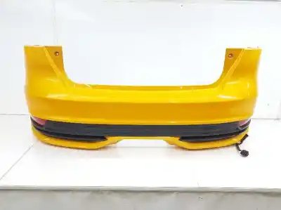 Recambio de automóvil de segunda mano de PARAGOLPES TRASERO para FORD FOCUS LIM.  referencias OEM IAM 1877243 1877243 NARANJA 