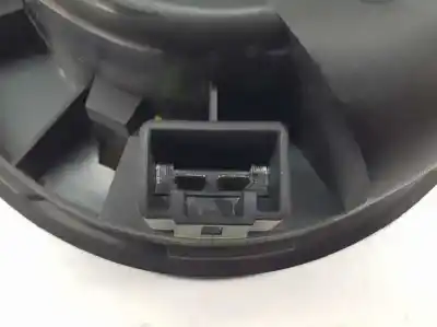 Автозапчастина б/у вентилятор опалення для ford focus lim. 2.0 ecoboost посилання на oem iam av6n18456aa  1696006