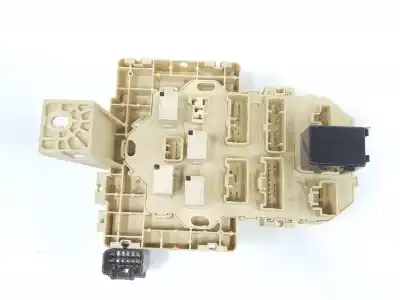 Автозапчасти б/у блок реле/предохранителей за suzuki swift berlina (mz) 1.3 16v cat ссылки oem iam 3677062j21