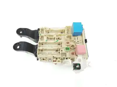 Tweedehands auto-onderdeel relais/zekeringenkastje voor toyota avensis 2.0 d-4d oem iam-referenties 8273005720