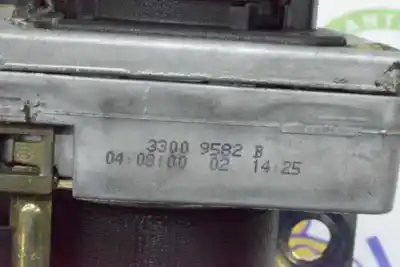 Автозапчастина б/у піднатяжач подушки безпеки лівий для seat leon (1m1) 1.9 tdi посилання на oem iam 1m0857705a  1m0857705a