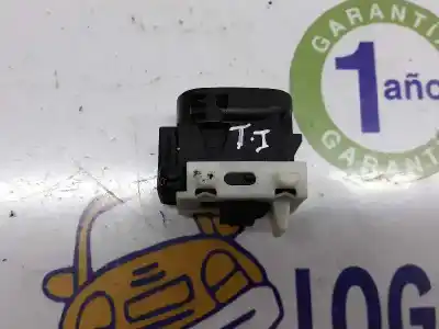 Second-hand car spare part rear left power window switch for clase c clase c berlina 2.2 cdi oem iam references a2038200210  a2038200210