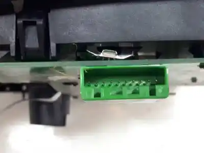 Автозапчасти б/у внутренний свет за volvo xc90 i (275) d5 awd ссылки oem iam 30669623  30669623