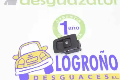 Peça sobressalente para automóvel em segunda mão botão / interruptor elevador vidro traseiro direito por bmw x3 (e83) 2.0 16v diesel cat referências oem iam 61313415654
