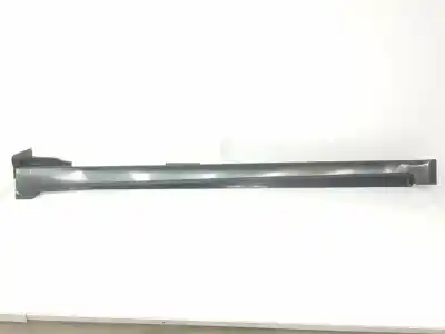 Tweedehands auto-onderdeel zijrok voor toyota avensis 2.0 d-4d oem iam-referenties 7586005900