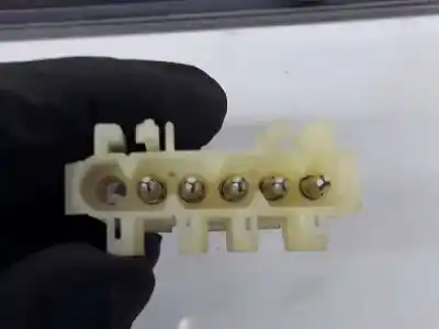 Second-hand car spare part interior light for bmw serie 3 compacto (e36) 1.9 cat oem iam references 63318362143  63318362143