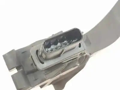 Second-hand car spare part accelerator pedal for seat leon (5f1) 1.6 tdi oem iam references 5q1723503h  5q1723503h