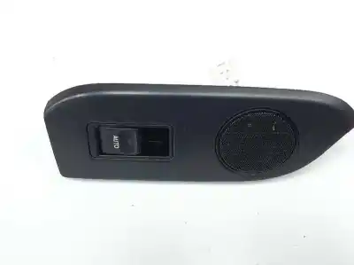 Peça sobressalente para automóvel em segunda mão botão / interruptor elevador vidro dianteiro direito por toyota land cruiser 3.0 turbodiesel referências oem iam 74230x1m03