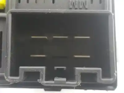 Автозапчасти б/у блок реле/предохранителей за nissan qashqai ii suv (j11, j11_) 1.6 dig-t ссылки oem iam 284b75na1a  284b75na1a
