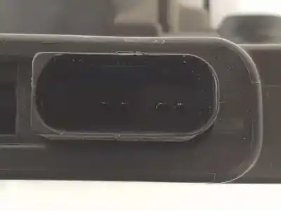 Second-hand car spare part right side door lock for iveco daily ka 3.0 d oem iam references 5801529304 5801529304 