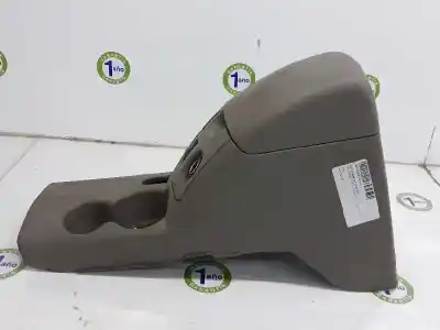 Автозапчасти б/у центральный подлокотник за mitsubishi l 200 (ka0/kb0) 2.5 di-d cat ссылки oem iam mn179797ha