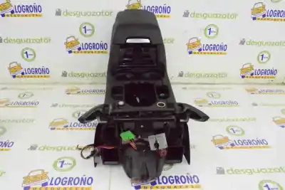 Автозапчасти б/у центральный подлокотник за land rover discovery iv (l319) 2.7 td 4x4 ссылки oem iam lr017020  9h22045h38aa