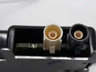 Автозапчастина б/у антенний підсилювач для audi a3 (8p1) 1.4 tfsi посилання на oem iam 8p4035225d  7617310103