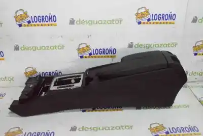 Recambio de automóvil de segunda mano de APOYABRAZOS CENTRAL para MERCEDES CLASE C FAMILIAR 2.1 CDI referencias OEM IAM A2046806550 2046806550 