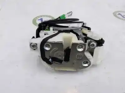 Автозапчастина б/у замок дверей заднього лівого для mitsubishi outlander ii (cw_w) 2.2 di-d 4wd посилання на oem iam mn145875  mn145875