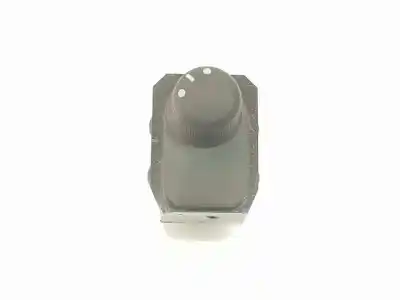 Second-hand car spare part rearview side mirror switch for suzuki grand vitara ii (jt, te, td) 1.6 a las 4 ruedas (jb416) oem iam references 3795062j00 Second-hand car spare part rearview side mirror switch for suzuki grand vitara ii (jt, te, td) 1.6 a las 4 ruedas (jb416) oem iam references 3795062j00
