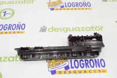 Second-hand car spare part fuse box unit for bmw 5 touring (e61) 520 d oem iam references 61146957330  