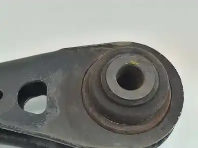 Автозапчастина б/у правий задний кронштейн для bmw x3 (f25) sdrive 18 d посилання на oem iam 33326786981  33326786981