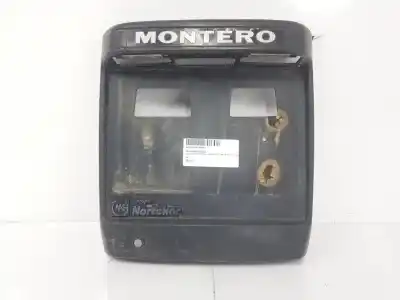 Автозапчастина б/у кріплення номерного знака для mitsubishi montero (v60/v70) 3.2 di-d avance посилання на oem iam mr526992