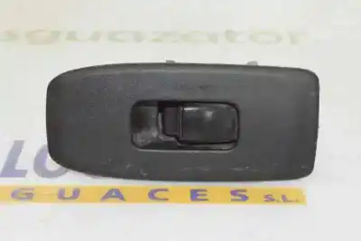 Second-hand car spare part right front power window switch for mitsubishi montero (v60/v70) 3.2 di-d avance oem iam references mr445659 Second-hand car spare part right front power window switch for mitsubishi montero (v60/v70) 3.2 di-d avance oem iam references mr445659