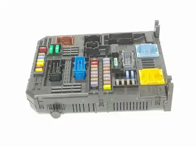 Piesă de schimb auto la mâna a doua panou siguranțe pentru peugeot 208 (p2) 1.2 puretech referințe oem iam 9832881080