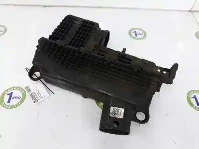 Tweedehands auto-onderdeel luchtfilter voor dacia sandero 1.5 dci oem iam-referenties 7701068471