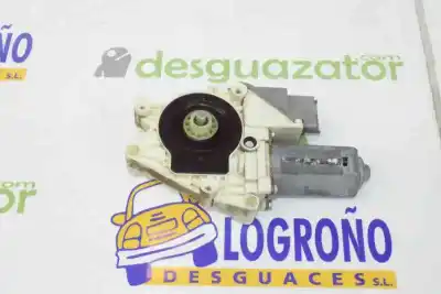 Pièce détachée automobile d'occasion moteur lève vitre arrière gauche pour peugeot 607 (s1) 2.7 hdi 24v références oem iam 922396 922396 solo el motor 