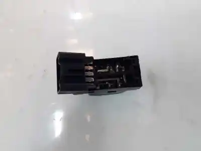 Second-hand car spare part right front power window switch for suzuki grand vitara ii (jt, te, td) 1.9 ddis a las 4 ruedas (jt419, td44, jb419wd, jb419xd) oem iam references 3799562j00  3j00 Second-hand car spare part right front power window switch for suzuki grand vitara ii (jt, te, td) 1.9 ddis a las 4 ruedas (jt419, td44, jb419wd, jb419xd) oem iam references 3799562j00  3j00
