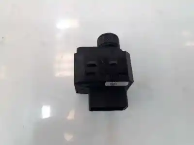 Second-hand car spare part rearview side mirror switch for suzuki grand vitara ii (jt, te, td) 1.9 ddis a las 4 ruedas (jt419, td44, jb419wd, jb419xd) oem iam references 3795062j00  3j00 Second-hand car spare part rearview side mirror switch for suzuki grand vitara ii (jt, te, td) 1.9 ddis a las 4 ruedas (jt419, td44, jb419wd, jb419xd) oem iam references 3795062j00  3j00