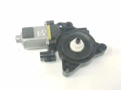 Recambio de automóvil de segunda mano de MOTOR ELEVALUNAS DELANTERO DERECHO para HYUNDAI TUCSON  referencias OEM IAM 82460D7000 001100665052 SOLO MOTOR 