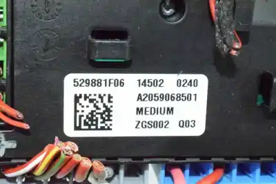 Second-hand car spare part fuse box unit for clase c clase c lim. 2.1 cdi oem iam references a2059068501  a2059068501