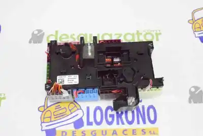 Second-hand car spare part fuse box unit for clase c clase c lim. 2.1 cdi oem iam references a2059068501  a2059068501