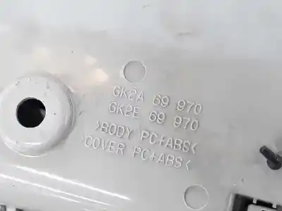 Автозапчастина б/у внутрішне світло для mazda 5 (cr19) 2.0 (crew) посилання на oem iam gk2e69970  gk2e-b 75