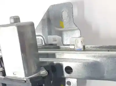 Автозапчастина б/у регулятор вікна передній лівий для dacia dokker essential посилання на oem iam 807213915r  807213915r