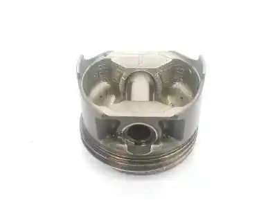 Second-hand car spare part piston for suzuki jimny sn (fj) techo metálico oem iam references 1211185e000a0
