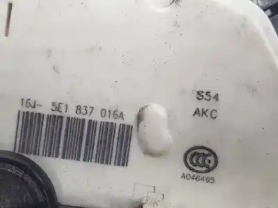 Автозапчасти б/у замок передней правой двери за skoda rapid spaceback (nh1) 1.6 tdi ссылки oem iam 5e1837016a  5e1837016a