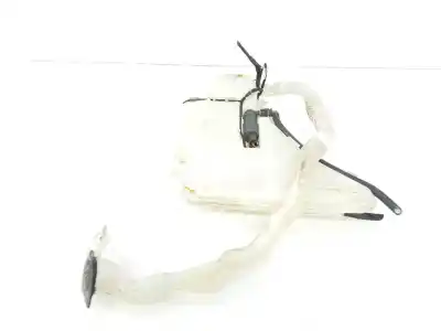 Second-hand car spare part windscreen washer bottle for bmw 7 (f01, f02, f03, f04) 730 d oem iam references 61667269667  61667269667