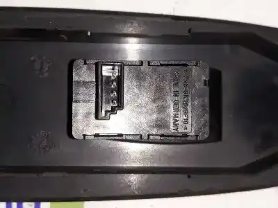 Second-hand car spare part right front power window switch for bmw x3 (e83) 2.0 d oem iam references 61316922244  61316922244