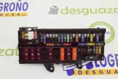 Second-hand car spare part fuse box unit for bmw serie 7 (e65/e66) 4.0 740d oem iam references 6900582  