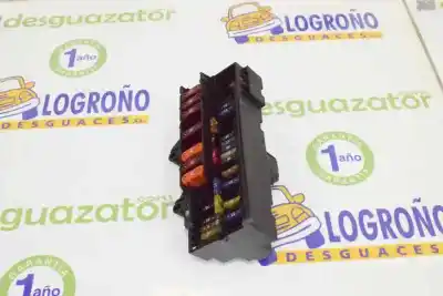 Second-hand car spare part fuse box unit for bmw serie 7 (e65/e66) 4.0 740d oem iam references 6900582  