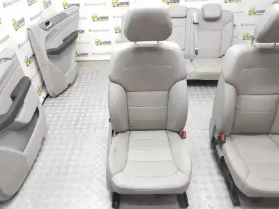 Second-hand car spare part complete seat set for clase c clase m 2.1 cdi oem iam references   