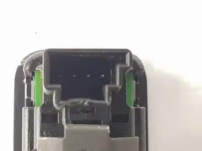 Second-hand car spare part rear left power window switch for clase c clase m 2.1 cdi oem iam references a2049058102  2049058102