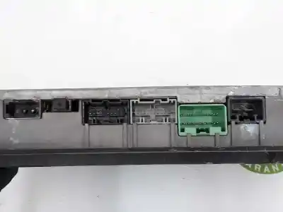 Автозапчастина б/у антенний підсилювач для land rover range rover (lm) 3.6 td v8 посилання на oem iam xqk500105  5h3219c164aa