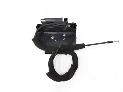 Second-hand car spare part left front door lock for iveco daily ka 3.0 d oem iam references 5801529301  5801529301