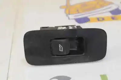 Peça sobressalente para automóvel em segunda mão botão / interruptor elevador vidro dianteiro direito por volvo v40 cross country 2.0 d referências oem iam 31394840