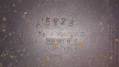 Piesă de schimb auto la mâna a doua plastic lateral bara pentru bmw 3 (e90) 320 d referințe oem iam 51777164796  51777164796